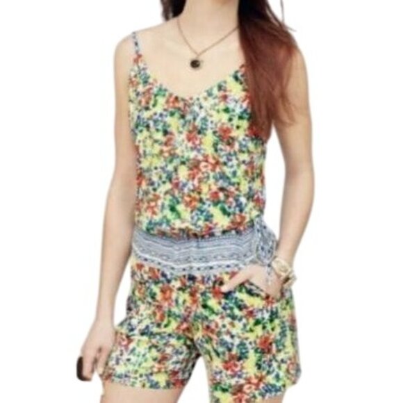Cabi Floral Print Sleeveless Romper Tie Waist & Crochet Detail Sz S - Picture 1 of 13